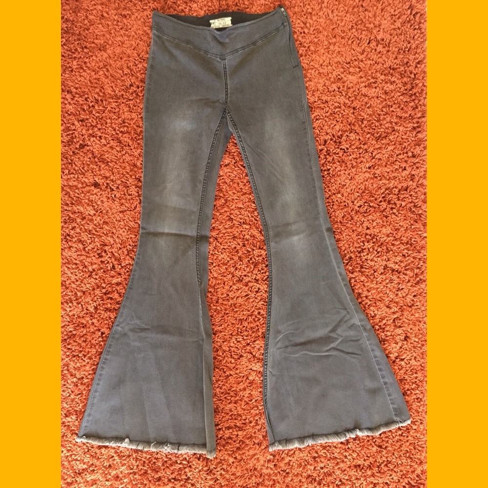 Free People side zip super flare black washed